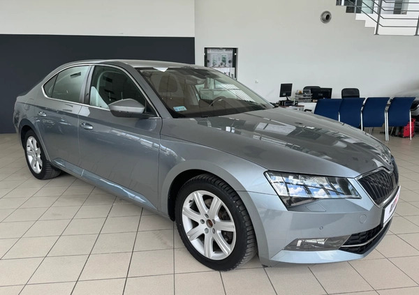 Skoda Superb cena 94900 przebieg: 128200, rok produkcji 2018 z Działoszyce małe 781